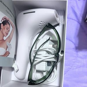 Ipl inza hair removal device in excellent condition and 1,2 times used only